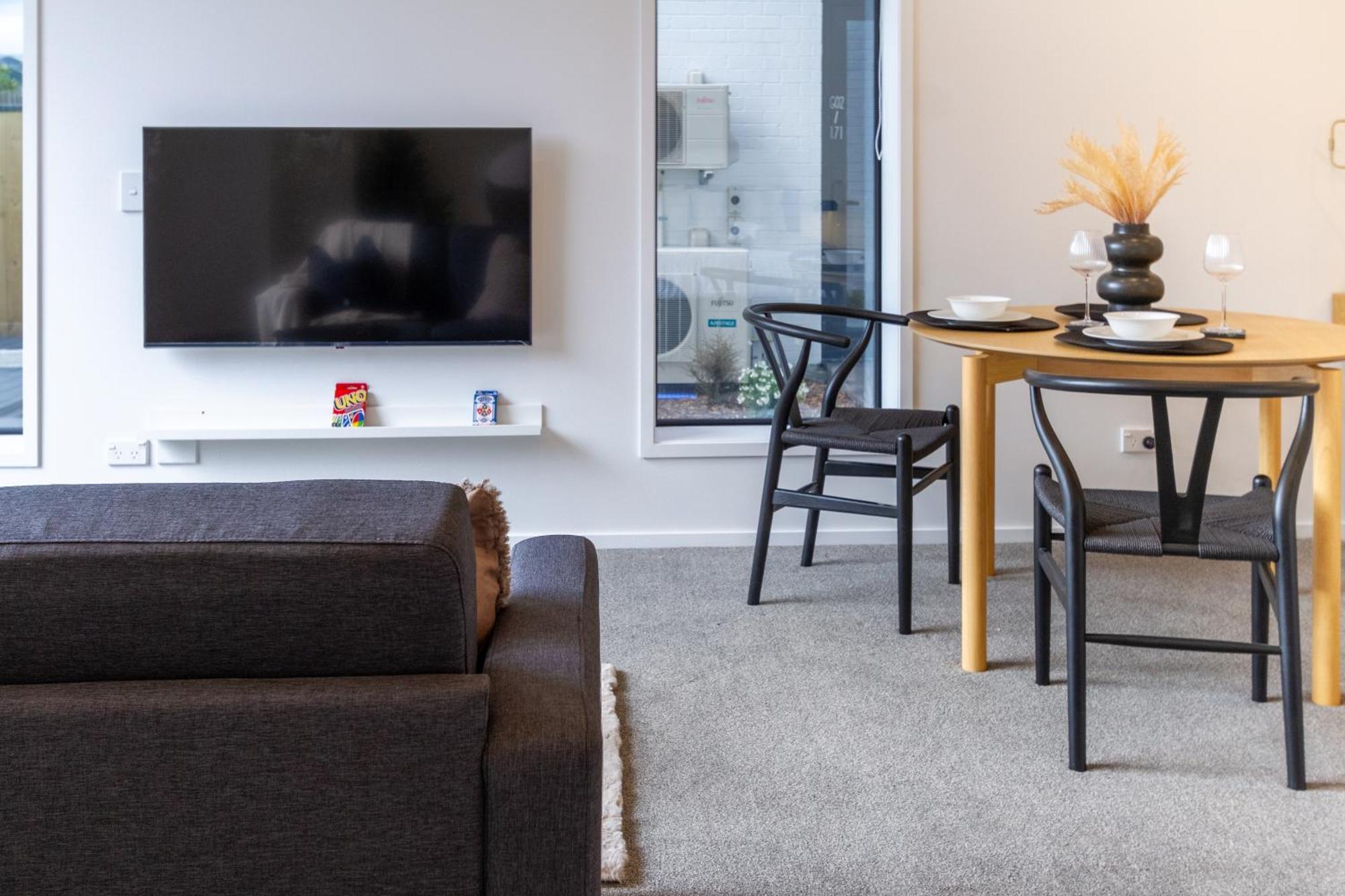 Single Level Studio, Cbd Escape: King Bed Christchurch Exterior photo