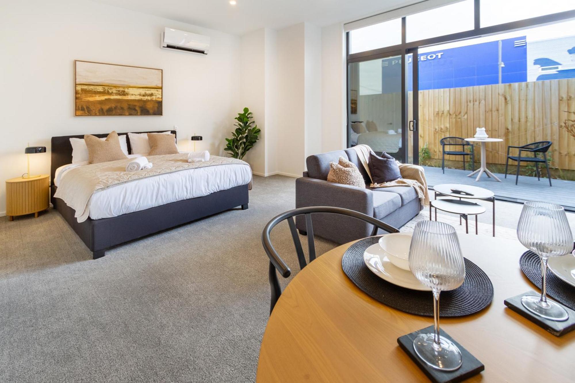 Single Level Studio, Cbd Escape: King Bed Christchurch Exterior photo